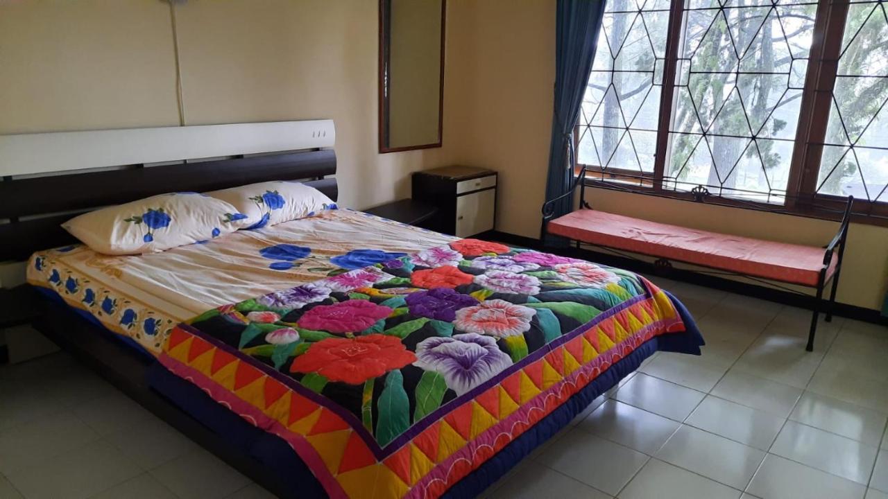 Villa Denisa Tlekung ภายนอก รูปภาพ